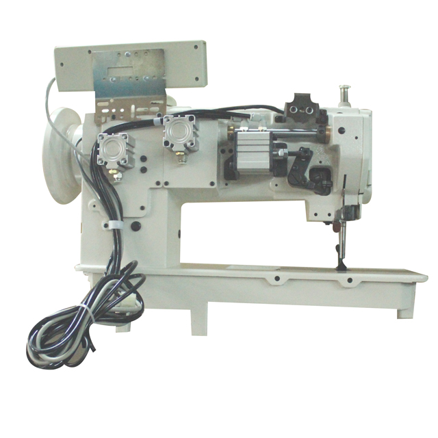 ماكينة الخياطة والتشذيب الأوتوماتيكي GC1510 & 1560-7 Series